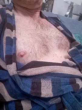 Snapshot of Vintermelon2 chatting on February 2026 06:44:02 AM Vintermelon2 online show from February 2026 06:44:02 AM