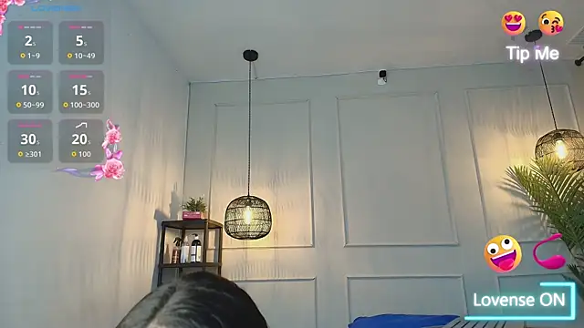 Nikki Vesper online show from May 2026 03:35:01 AM