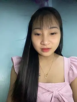 banlinh004 online show from October 2025 02:04:02 PM