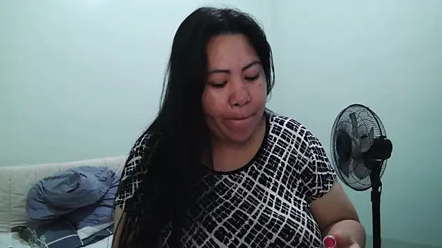 TeaseNPlease 13 online show from December 2025 03:40:02 PM