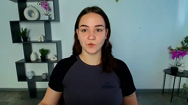 OliviaMontgommery online show from November 2025 06:14:02 AM