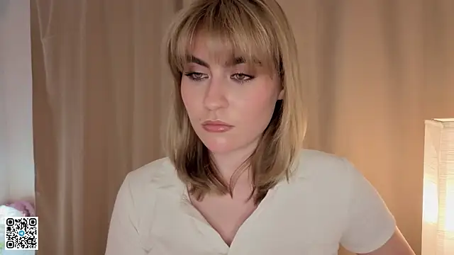 Snapshot of EuniceRaymundo chatting on October 2025 06:06:02 PM EuniceRaymundo online show from October 2025 06:06:02 PM