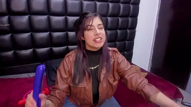 Snapshot of Violetta_Swett_ chatting on February 2026 11:47:02 AM Violetta Swett online show from February 2026 11:47:02 AM