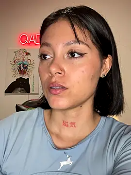 Qadeshoficial online show from November 2025 09:06:02 PM