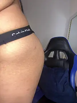 Snapshot of _Sarita_1 chatting on April 2026 02:44:01 AM Sarita 1 online show from April 2026 02:44:01 AM