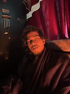 Ujjwallkumar0069 online show from December 2025 09:40:01 AM