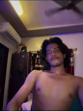Ujjwallkumar0069 online show from June 2026 07:29:01 PM