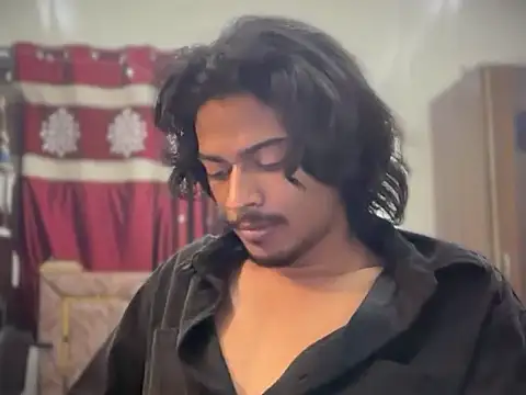 Ujjwallkumar0069 online show from June 2026 09:13:02 PM