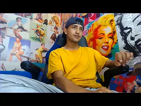 Snapshot of dazo_vnzl12 chatting on December 2025 06:04:01 PM dazo vnzl12 online show from December 2025 06:04:01 PM