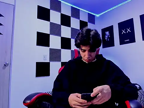 jeycobb online show from November 2025 12:02:02 PM