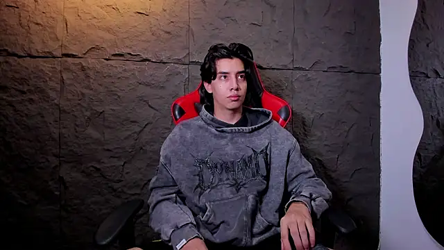 Snapshot of jeycobb chatting on March 2026 11:48:01 AM jeycobb online show from March 2026 11:48:01 AM