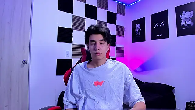 Snapshot of jeycobb chatting on March 2026 11:48:02 AM jeycobb online show from March 2026 11:48:02 AM