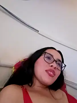 VictoriaVixxen online show from October 2025 05:24:01 AM