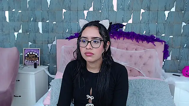 VictoriaVixxen online show from October 2025 04:03:02 AM