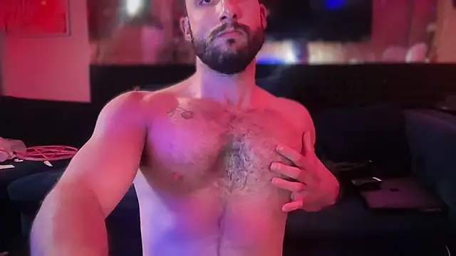 ChuckDz7 online show from October 2025 05:43:01 PM