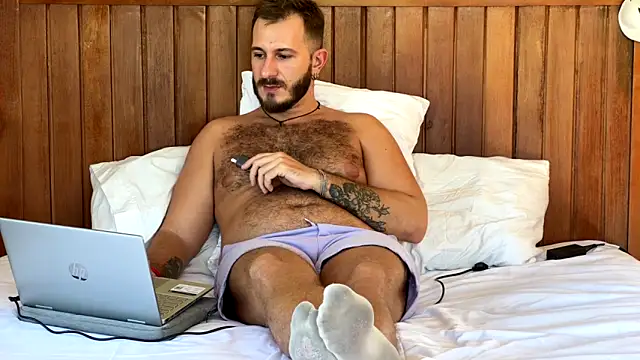 mrmaxiy online show from June 2026 07:32:01 AM