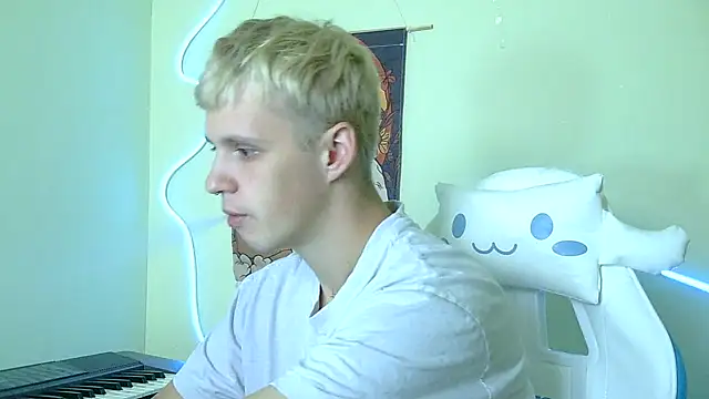  Timmy Boy  online show from October 2025 11:08:02 AM