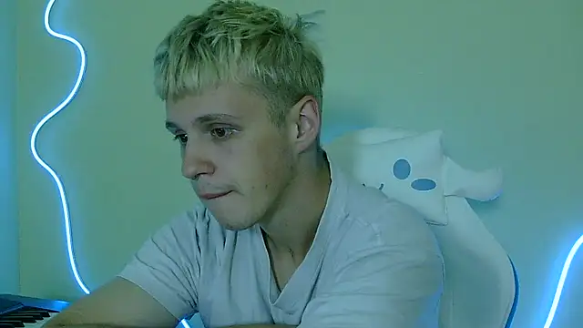  Timmy Boy  online show from October 2025 11:57:02 PM