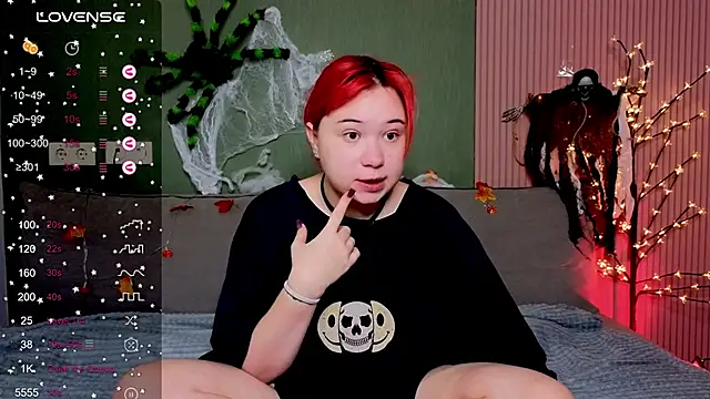 Klee Love online show from October 2025 04:16:01 AM