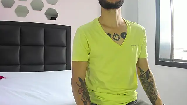 Snapshot of 2_fire chatting on December 2025 07:42:01 PM 2 fire online show from December 2025 07:42:01 PM