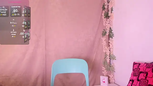 Snapshot of Alina_Chapman chatting on November 2025 08:04:02 AM Alina Chapman online show from November 2025 08:04:02 AM