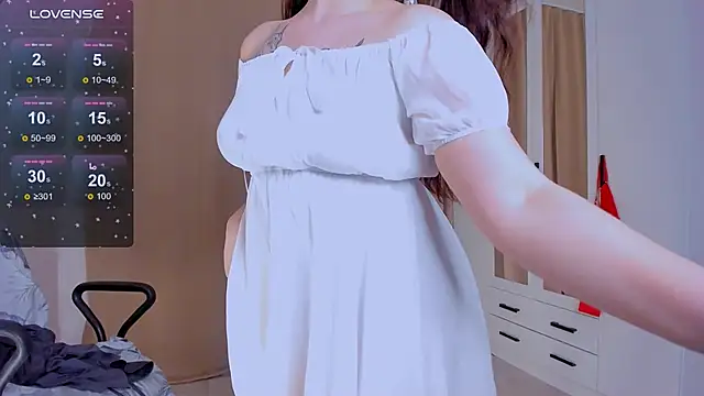 Snapshot of AmeliHallss chatting on March 2026 04:23:01 PM AmeliHallss online show from March 2026 04:23:01 PM