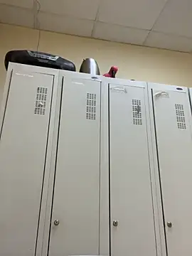 Mahrovmaxim online show from October 2025 05:30:01 AM