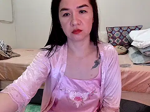 Snapshot of KissHott chatting on July 2026 09:08:01 PM KissHott online show from July 2026 09:08:01 PM