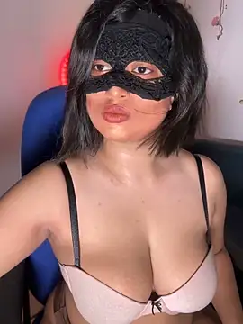 Snapshot of elza_laana chatting on October 2025 08:04:02 AM elza laana online show from October 2025 08:04:02 AM