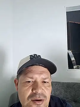 lady and charly online show from November 2025 03:18:02 AM