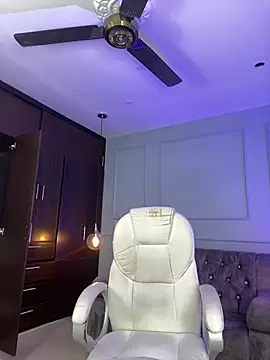 Rose monroee online show from March 2026 06:30:02 PM