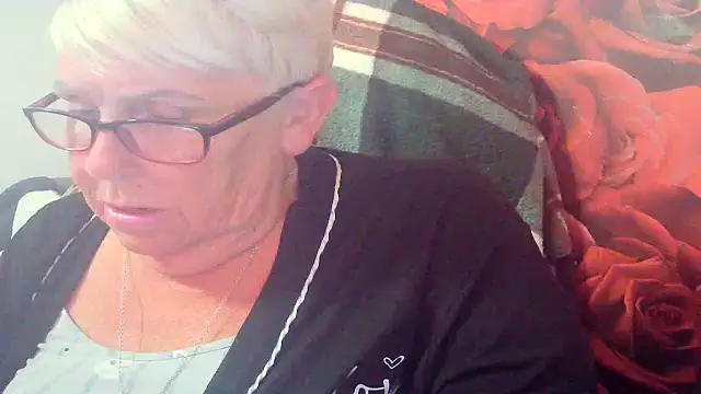 Playful MILF Demi online show from May 2026 09:19:01 PM