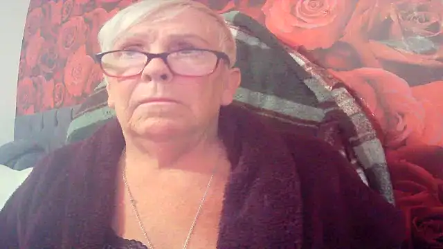 Playful MILF Demi online show from June 2026 08:48:01 AM