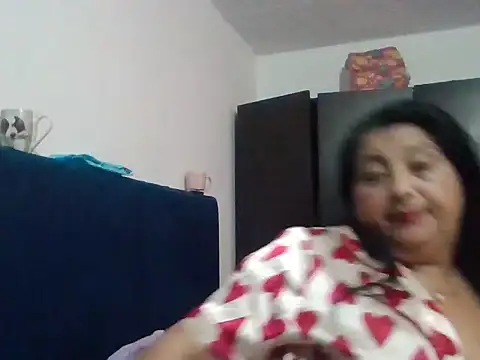 Karina Betherlsen online show from October 2025 02:12:02 AM