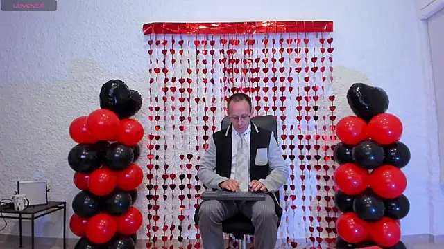  axelking  online show from February 2026 11:40:02 AM