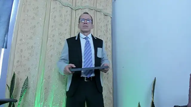  axelking  online show from April 2026 12:29:02 PM