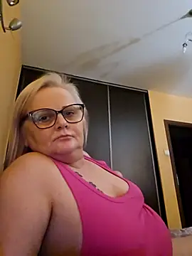 NieMaJazdyBezGwiazdy7883 online show from November 2025 05:13:02 PM