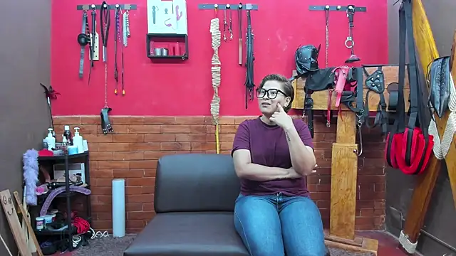 Jacki Fire online show from March 2026 07:39:01 PM