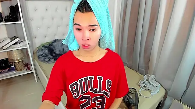 Snapshot of Yourdreamgoddess chatting on November 2025 04:09:02 PM Yourdreamgoddess online show from November 2025 04:09:02 PM