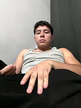 Alejandro26271 online show from October 2025 08:01:01 AM