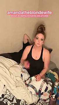 amandatheblondewife online show from March 2026 12:23:01 PM