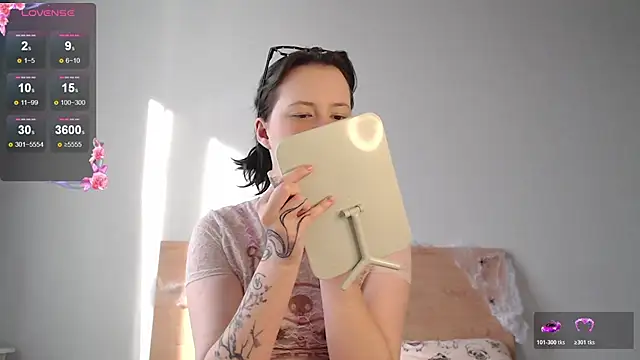 Snapshot of katlynaccerman chatting on October 2025 05:52:01 AM katlynaccerman online show from October 2025 05:52:01 AM