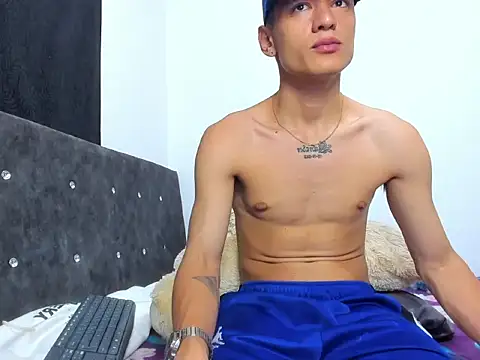 dylan navas online show from November 2025 02:11:01 AM