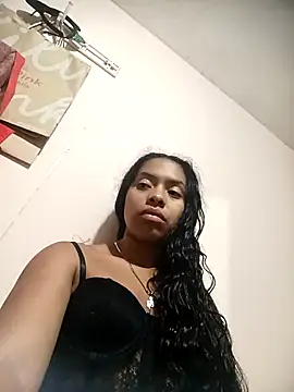 Amayavaldes online show from November 2025 01:17:02 AM