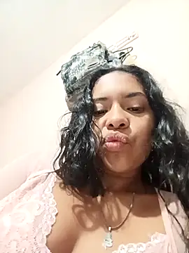 Amayavaldes online show from November 2025 01:05:01 AM