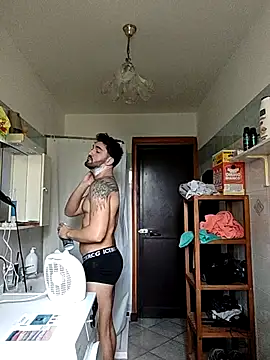 Snapshot of Al3xox02 chatting on February 2026 08:40:02 AM Al3xox02 online show from February 2026 08:40:02 AM