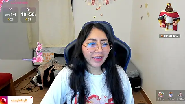 LoveLyy- online show from November 2025 04:42:01 PM