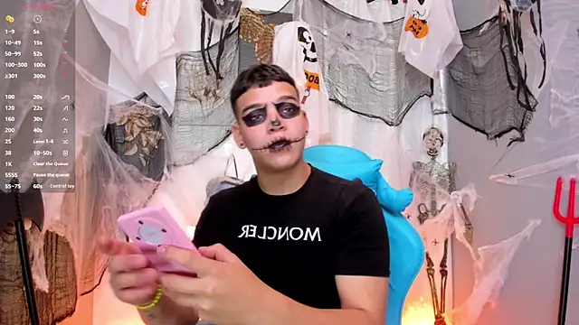 alex boyy online show from October 2025 06:41:02 PM