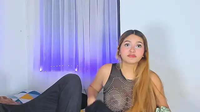 Snapshot of Sexy_Couple_Xx chatting on October 2025 10:25:01 AM Sexy Couple Xx online show from October 2025 10:25:01 AM