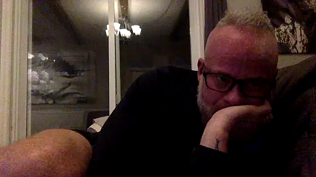 Muscledick40 online show from March 2026 11:41:01 PM